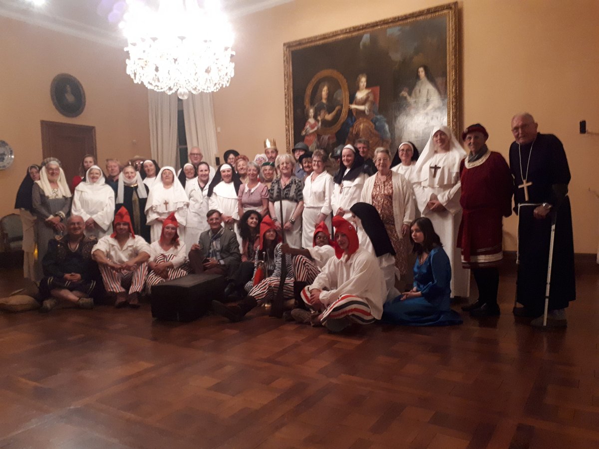 [ON RECRUTE] #MédiateurCulturel

La <a href="/carcthierry/">Communauté d'Agglomération de la région de Château</a>  recrute pour le pôle muséal comprenant le #musée de <a href="/lhoteldieu/">Hôtel-Dieu de Château-Thierry</a> ! 
Si vous aimez le patrimoine, que vous avez envie de transmettre cette passion au public et notamment scolaire. 
Postulez ici : swll.to/YP00p