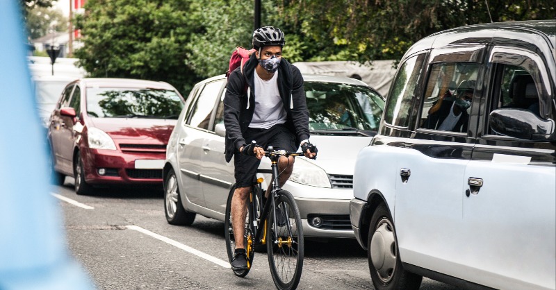 GrosvenorPropUK's tweet photo. 28 SMEs are set to gain a #ScienceBasedTarget, the globally recognised gold standard carbon reduction pledge 👏 

Our free mentoring programme will increase the number of small independent businesses with science based targets by 20%.

Learn more in @Climate_Action_'s article 👇