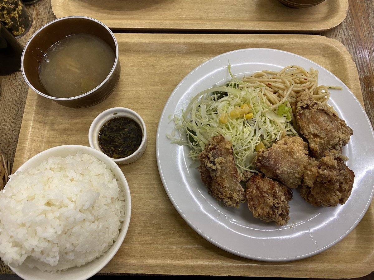 RyotaMurai's tweet photo. #選べる特製ソース鶏もも唐揚げ定食
 #さくら食堂
 #さくら8787 https://t.co/cuZLcYK1WO