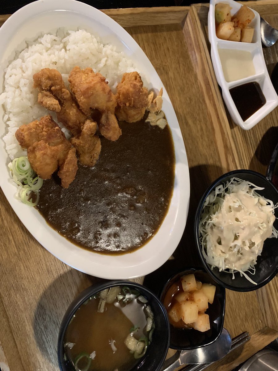 #대현아여기가맛있대현
#동한이한텐_한입이겠지
#준서야_너는_뭐먹니
깅둥더랑 홍대 가츠미 먹방~~~
진심 개존맛 🧡🧡🧡
이것도 담에 무조건 가자구!!!!!