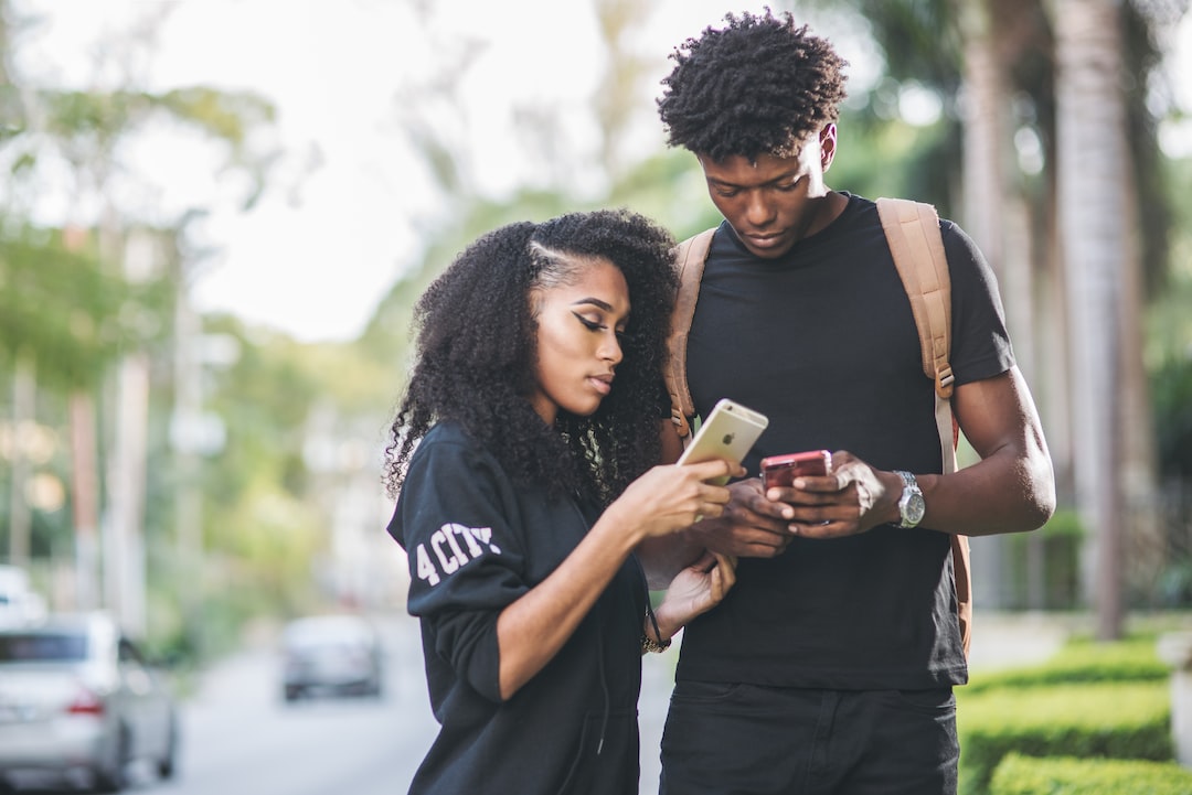RootedTherapyKC's tweet photo. Modern #dating can seem depersonalized with apps and DMs, but you can still create a real connection. https://t.co/0vhJ06lHvG | https://t.co/oXxeTGaJ27 #RootedTherapyKC https://t.co/m0xhf7ug9g
