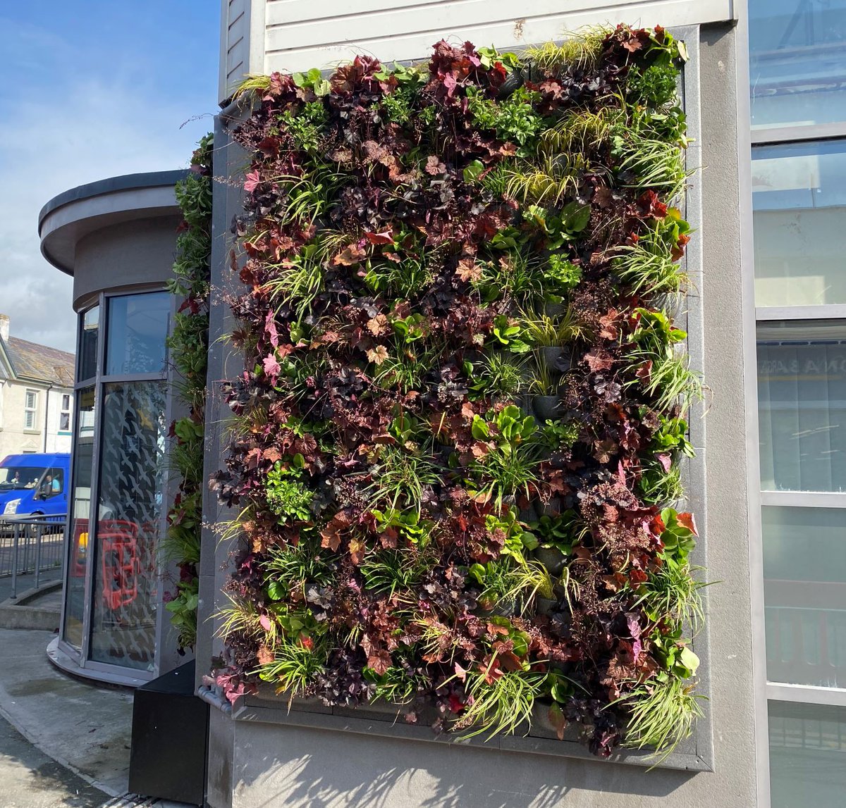 DenbighshireCC's tweet photo. A joint project is underway to help inform and improve the development of green spaces in #Rhyl.
👉https://t.co/nbn53Gg4KW https://t.co/rt9bsKUOVL