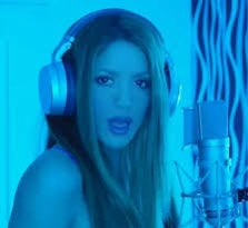 Nunca vi un debate tan enormemente moral por un tema musical de un varón que cuenta su pena y resentimiento hacia su expareja.
Se le exige a Shakira lo que a nadie. 

Les gustaba solo la odalisca sonriente. 
Se terminó la sumisión. 

#Shakira