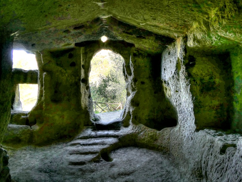 VisitSicilyOP's tweet photo. #Borghi e tesori imperdibili nel cuore della #Sicilia: Una visita ai resti di un antico villaggio bizantino nel vallone Canalotto, un complesso unico nel suo genere.
https://t.co/IloO6UmL9N
๐ธ Giulio Lettica
#visitsicilyinfo #calascibetta #enna #villages #archeologia https://t.co/tVDG6LOqch