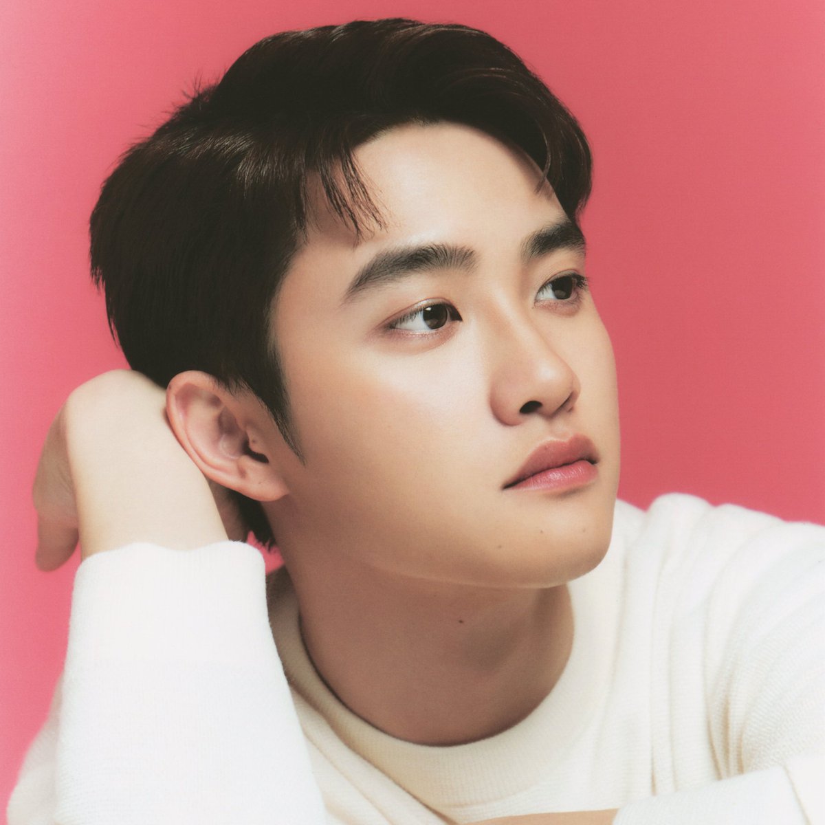 dreimion's tweet photo. andrei do. 

— (big booty) uni professor; research assistant. 23.
— heavy nsfw. bot. multi. MDNI. 
— feel free to dm.

↻ + ♡ for follow. https://t.co/HPEl1y8DIj