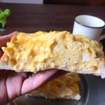 朝からほんのり幸せ♪贅沢気分が味わえる『とろとろ卵のトースト』レシピ♪