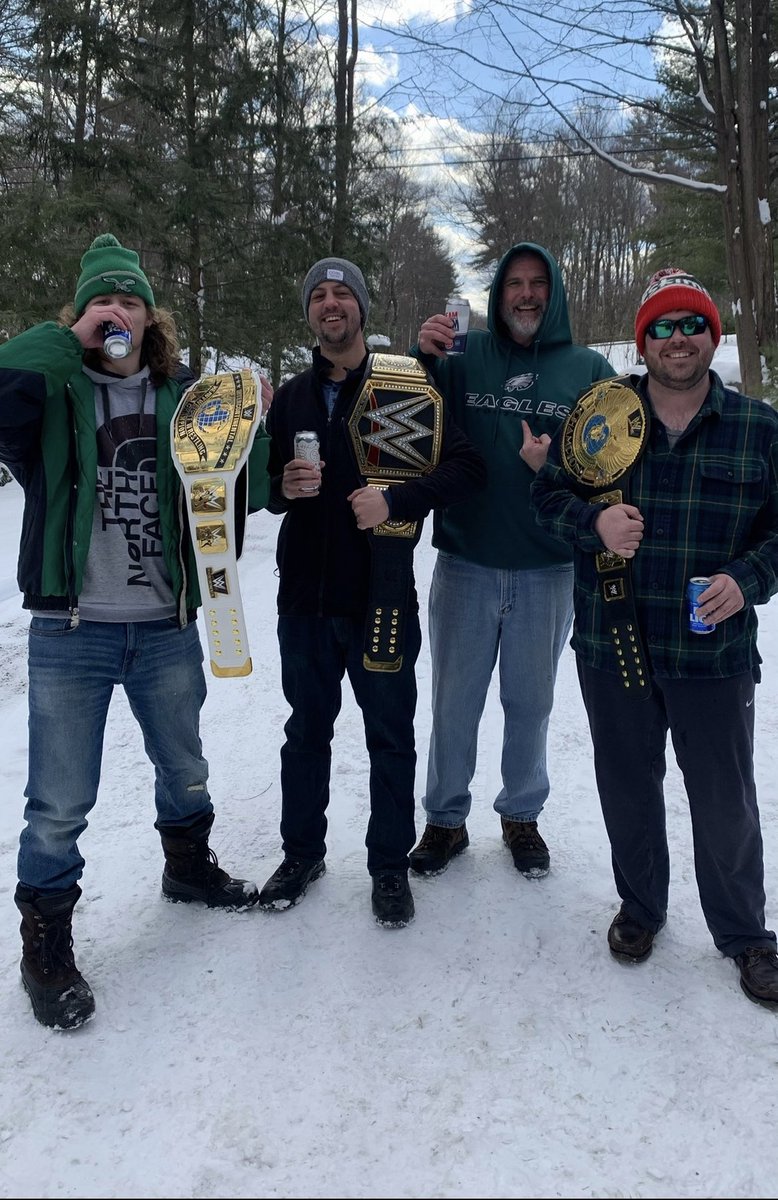 caden_shvanda's tweet photo. @Eagles @MillerLite GO BIRDS #ItsMillerTimePhilly https://t.co/Vr9G9nQf0t