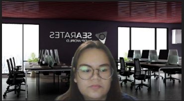 nicamndz's tweet photo. Me during 4th meeting of the day plus iniisip ang pending rfqs and pinipilit di matawa sa mga chismis sa TG 😂 *malapit na din akong mawala sa screen* https://t.co/ki5mOEcq22