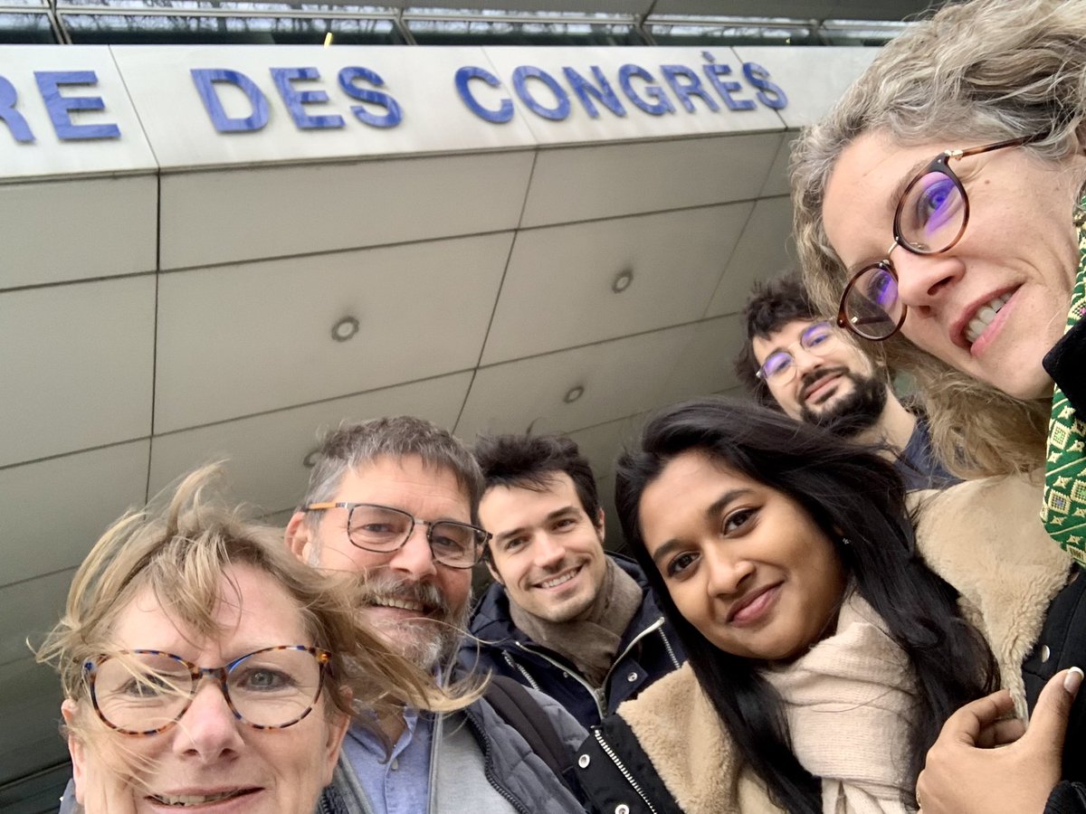 Les Élus et équipes <a href="/afigeo_asso_fr/">Afigéo 🌐</a> en séminaire stratégique et prospectif pour préparer l’avenir de l’écosystème des #geodata ! Accueillis par <a href="/VilledeReims/">Ville de Reims</a> et <a href="/GrandReims/">Grand Reims</a> partenaires des #GeoDataDays #communaute #innovation #cohesion