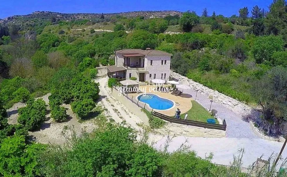 GetawayVillas's tweet photo. Excellent villa. Impeccable throughout. Great communication from owners. Villa is completely private and quiet. Welcome pack is above and beyond, everything is provided - amazing.
From: Becky S
Stayed in villa: Angelissa (1357) September 2022
https://t.co/EwMfhEZE4E
#CyprusVillas https://t.co/Rg7fUnWr8v