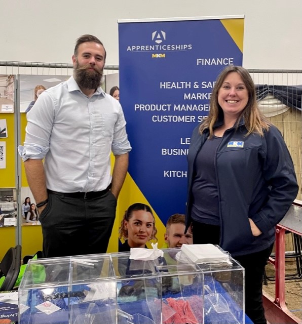 hpFoundations's tweet photo. Matt from @mkmbs said: โRachel and I have met some great kids and had some inspirational conversations. Weโve been asked to go into a number of schools by the teachers and lecturers too which is something we plan to do.โ
#Construction #Careers #Yorkshire #FoundationsLive https://t.co/Tj8eBHtDrQ