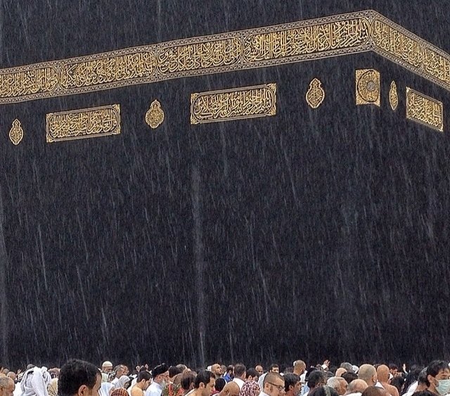 اللهم هواء الحرم، وعُمرة ترتوي بها روحي🤍🤍