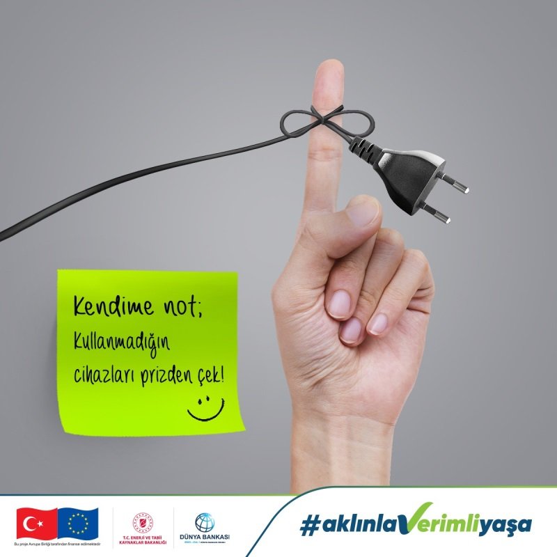 TCSamsunValilik's tweet photo. Eviniz ve işyerinizdeki elektrikli cihazları kullanmadığınız zamanlarda prizden çekmeyi unutmayın! 🖥🖨 🔌

#EnerjiVerimliliğiHaftası #AklınlaVerimliYaşa https://t.co/TQnfbLc2Ci