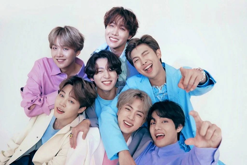 GoeticPJII's tweet photo. I vote #YetToCome for #BestMusicVideo of 
@BTS_twt at the #iHeartAwards 2023 https://t.co/ccHYo5Wp9m