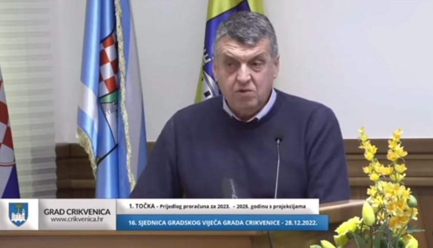 Nova godina, nove porkarije😡

Dijelimo reakciju udruge Lori na govor gradonačelnika Crikvenice i čvrsto stojimo uz kolegice! No pasaran!!

lori.hr/hr/vodic/najav…