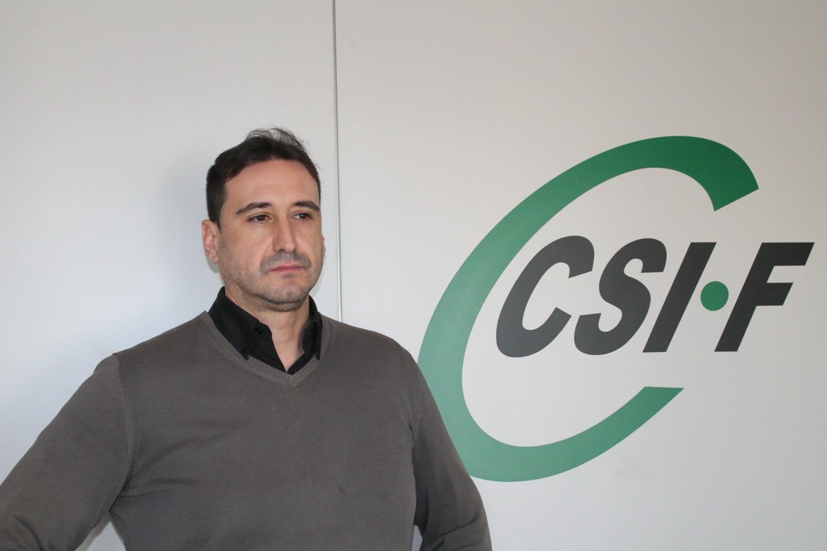 CSIFCV's tweet photo. 🧑‍⚖️ CSIF gana una sentencia que recoge el derecho de un trabajador de seguridad a tener el cuadrante completo de plantilla

❌ El fallo del Juzgado de lo Social n° 12 afirma que las empresas demandadas han incumplido su obligación prevista en convenio

👉 https://t.co/AfZoHYLNM8 https://t.co/UoCxZj3OMm