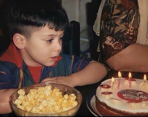 zmdaily's tweet photo. Happy 30th birthday @zaynmalik 🎂🥳❤️

There is no better way to celebrate this day than by streaming his music 🎶

#HappyBirthdayZayn https://t.co/mDyRfakg0u