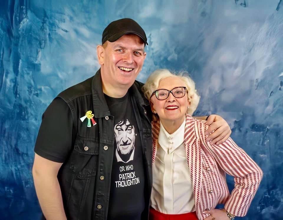 TimeLordDrew61's tweet photo. Today is the fabulous legendary June Hudson birthday.
90 today such a massive mile stone a star in the worlds of Doctor Who &amp; Blake's 7 a great Designer. #JuneHudson #Birthday #Designer #Costume https://t.co/xHGQ4GB7Qg