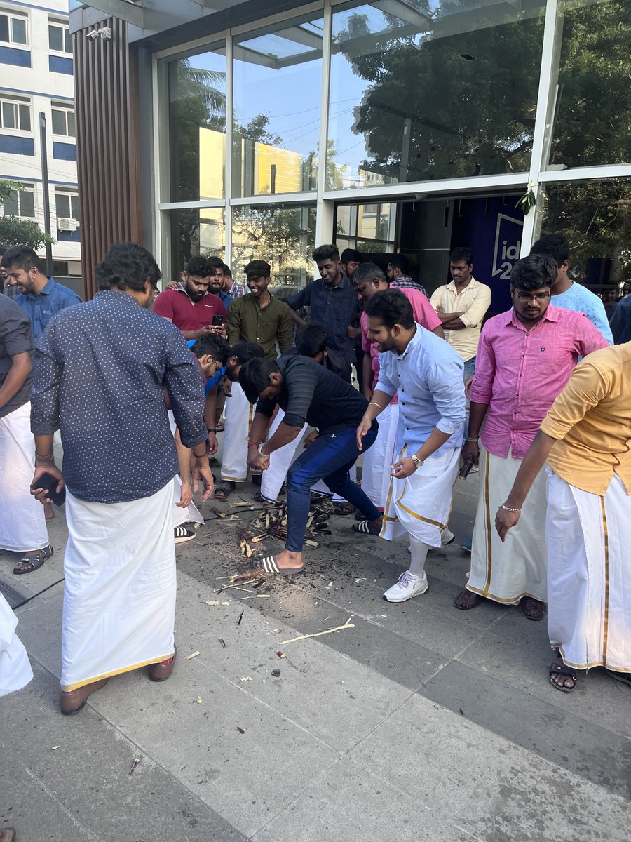 Element5Ai's tweet photo. Pongal celebrations started a little early at Element5! 🎉

#pongal2023 #pongalcelebrations #element5 #culture https://t.co/eDgRcUhl2p