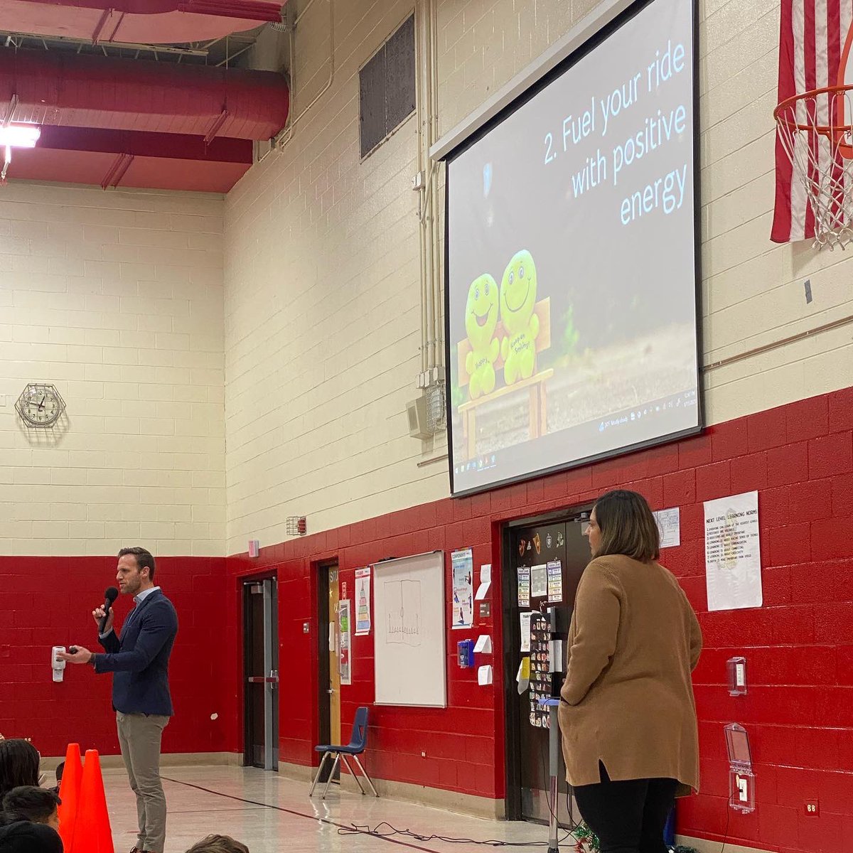 LinkLions's tweet photo. Our students had an assembly about the book “The Energy Bus”! This book gives us rules to follow so we can live a positive life! Ask your student about the energy bus and what they’re doing to fuel their own ride! #weare54 #linknextlevel #theenergybus #positivethinking #sel https://t.co/Ih50w7IVly