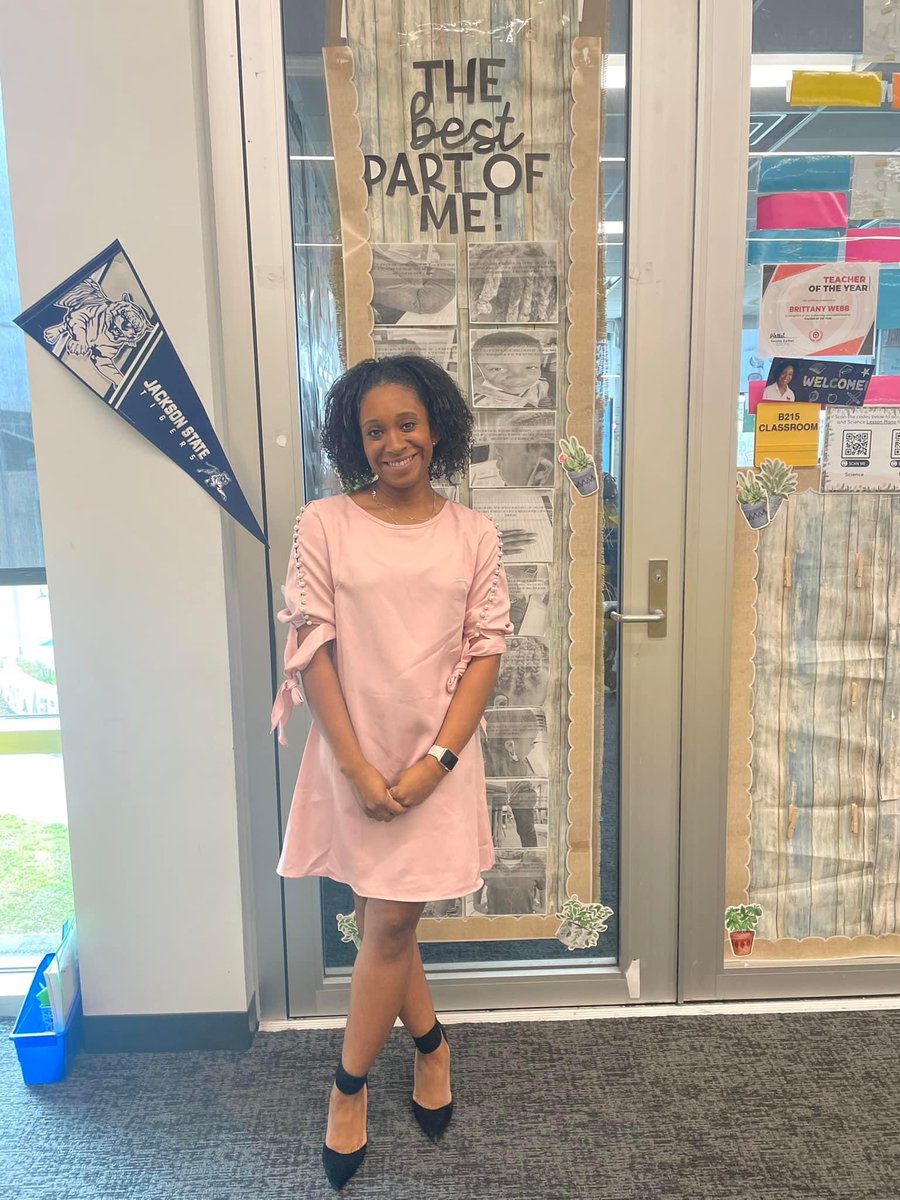 She did it!!! Mrs. Webb has officially been named EBR’s Elementary Teacher of the Year!! Mrs. Webb we love you and there’s absolutely NOTHING you can do about it. #keepsoaring #pawsdownthebest #parkmed #focuschoiceschool