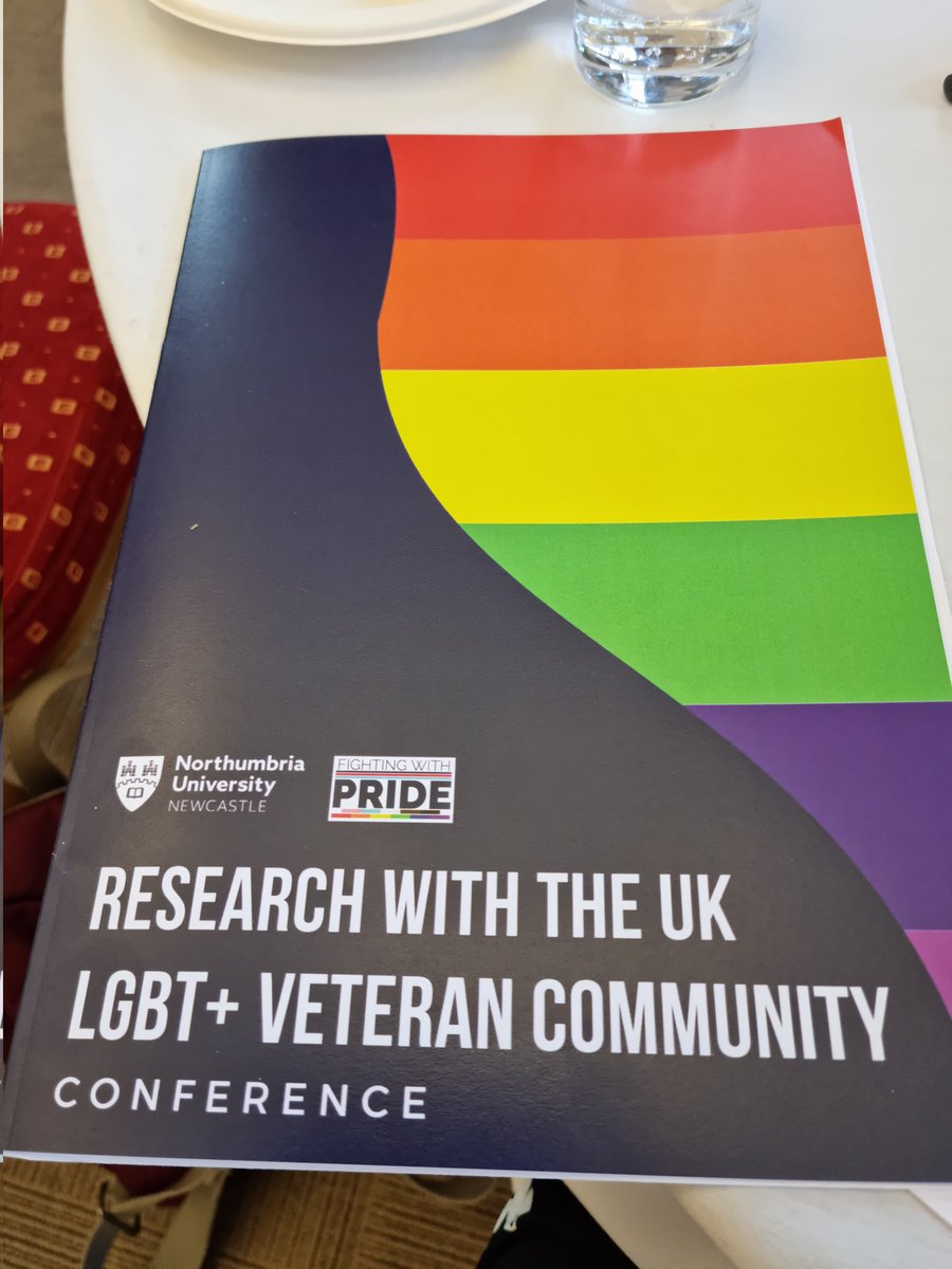 Spending today at the Research with the UK LGBT+ Veteran Community. It's a privilege to hear about the lived experiences and all the work going on in this area
@northernhub_nu @fightingwpride
#LGBTveterans
