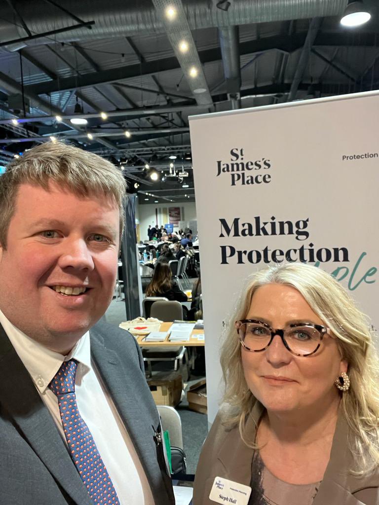 Having a great day talking to Partners and the protection planning team at the <a href="/sjpwealth/">St. James's Place</a> Nottingham location conference #IWorkForAIG