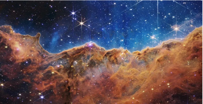 BitcivKun's tweet photo. 仰望星空，迈步前行！
#bitcoin 
#FireDAO      
#BitCivilization https://t.co/k6l0jLDRM0