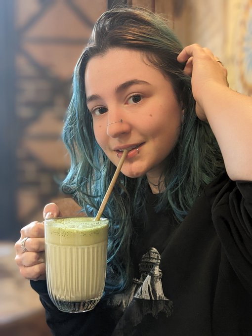 Laisse moi boire ton jus 😳 https://t.co/oDoKJCAKRE