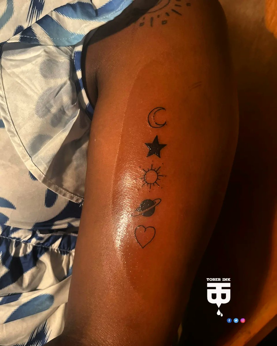 Toberink's tweet photo. Recent Tattoo
Design :Small Tattoos, s
Artist : KayCee Casper https://t.co/DIqC35RsYI