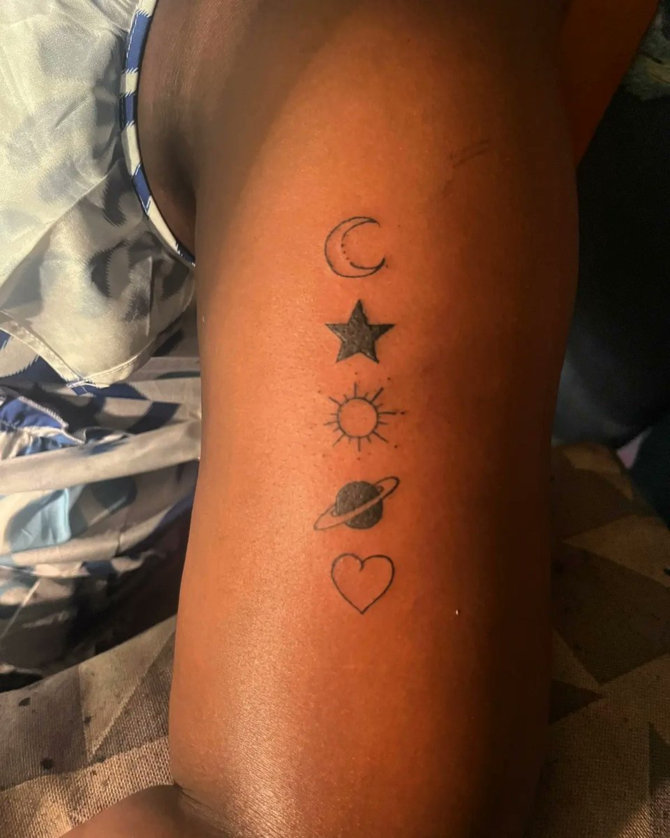 Toberink's tweet photo. Recent Tattoo
Design :Small Tattoos, s
Artist : KayCee Casper https://t.co/DIqC35RsYI