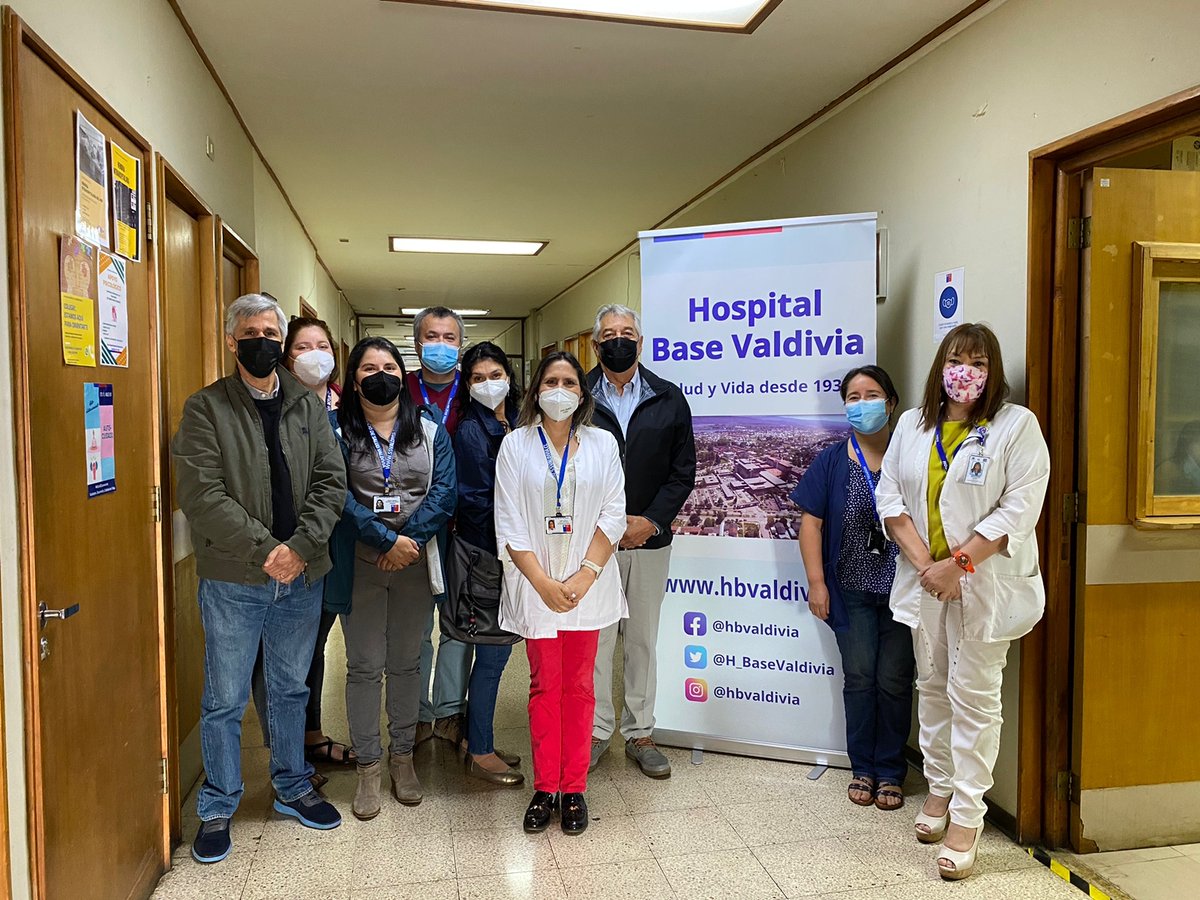 HospitalBaseValdivia (@h_basevaldivia) on Twitter photo ➡️Por medio de recursos entregados por el Gobierno Regional, el <a href="/ssaludlosrios/">Servicio Salud Los Ríos</a> junto a <a href="/fundacionacrux/">Fundación Acrux</a>, buscan reducir nuestras cifras de lista de espera con atenciones extras en el hospital y fuera de nuestro establecimiento, llegando incluso a otros lugares de nuestra región. ➡️Por medio de recursos entregados por el Gobierno Regional, el <a href="/ssaludlosrios/">Servicio Salud Los Ríos</a> junto a <a href="/fundacionacrux/">Fundación Acrux</a>, buscan reducir nuestras cifras de lista de espera con atenciones extras en el hospital y fuera de nuestro establecimiento, llegando incluso a otros lugares de nuestra región.