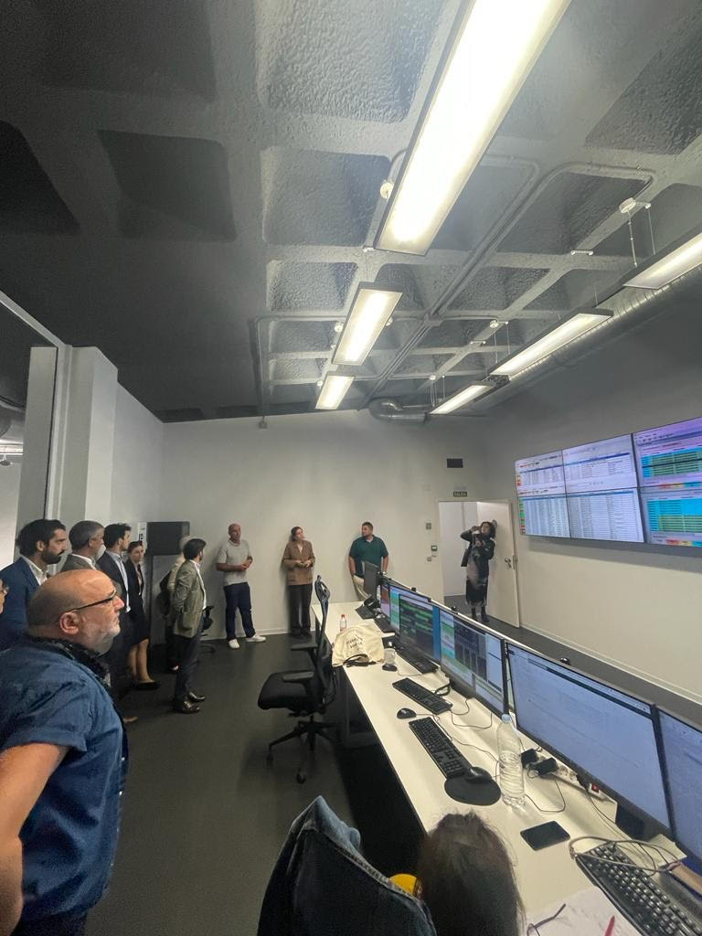 🔺 #Fedeport y <a href="/CMaritimoC/">Clúster Marítimo de Canarias</a> organizan una agenda de visita para Repsol &amp; Ørsted🔻

🔵¡Continuamos trabajando en el desarrollo y despliegue del #sectordelaeolicamarina en Canarias!🔵

#energíasrenovables
#offshorewind 
<a href="/LasPalmasPorts/">Puertos de Las Palmas</a> <a href="/PortsSCTenerife/">Puertos de Tenerife / Ports of Tenerife</a>