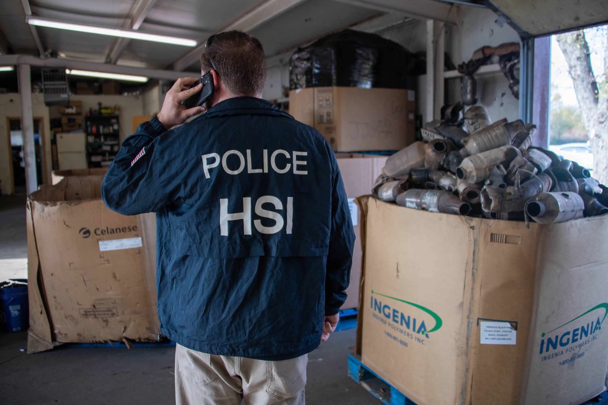 HSI_HQ's tweet photo. #HSI is building national industry partnerships with retail, freight transportation, banking, and other business sectors to combat #OrganizedTheft. https://t.co/zOQy4z4WXv
