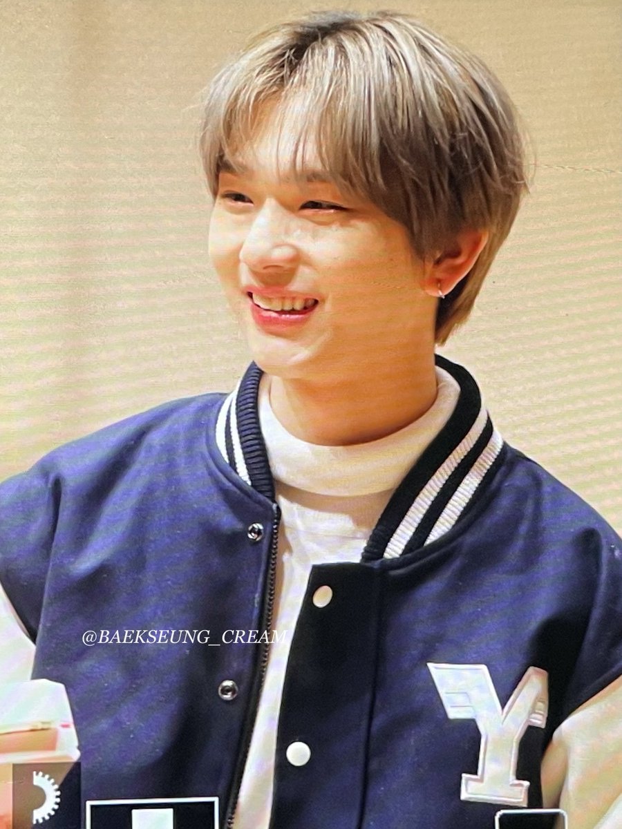 230112 에버라인 #백승 #아민

맘에 들어서 다행이야 .ᐟ.ᐟ 
연대생 04즈💙

 #이펙스 #EPEX #BAEKSEUNG #AMIN