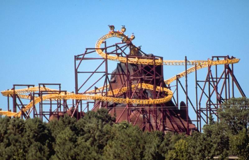 beccaweeks21's tweet photo. @KingsDominionVA VOLCANO 🌋 https://t.co/Pkw1vpCTM6