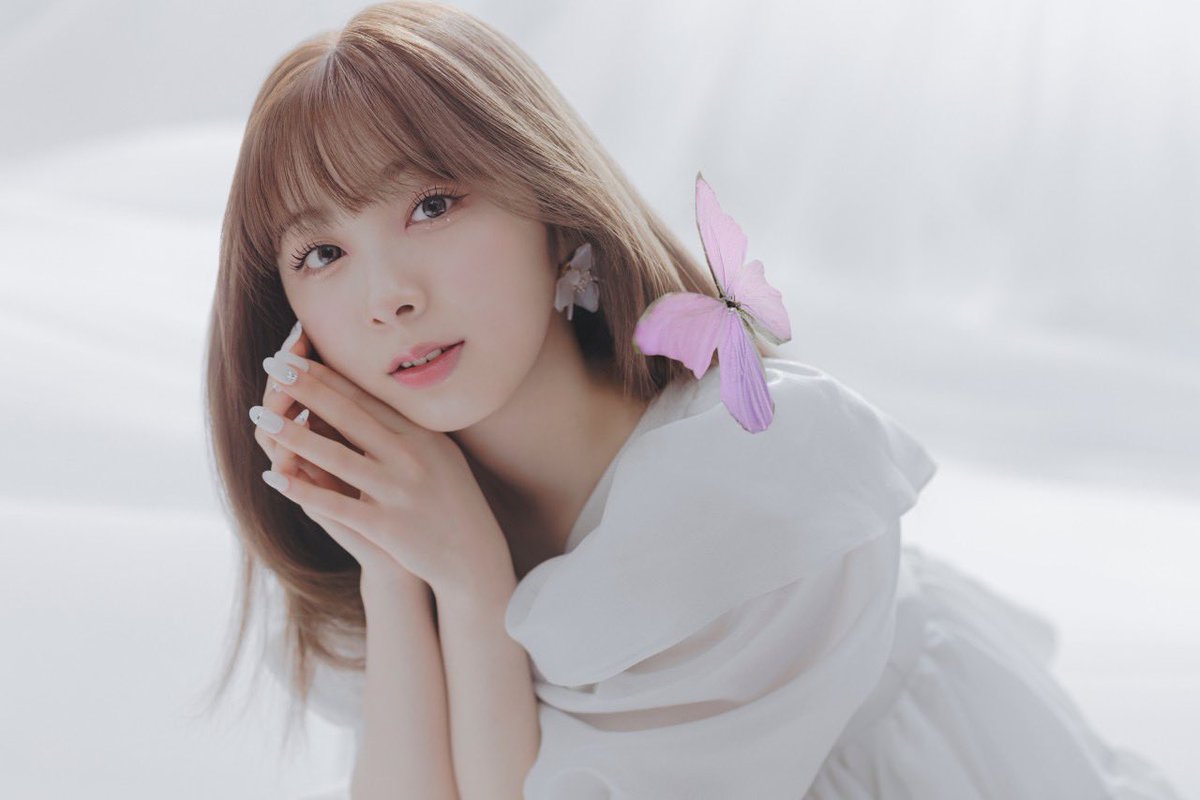 M0812_P203C's tweet photo. 遅くなっちゃったけど今年最初のミイヒの日🐰💖
いつもたくさん頑張ってくれてありがとう🫶🏻
可愛いミイヒも大人っぽいミイヒも全部好き🥰

#すずのみい日 #トッキパンの日 
#2023もみいひを想うさぎ🐰
#Blue_Moon #Already_Special 
@NiziU__official

ワンタッチタグ
⬇️
https://t.co/nYcomAwmj4 https://t.co/iAqmvqEo69