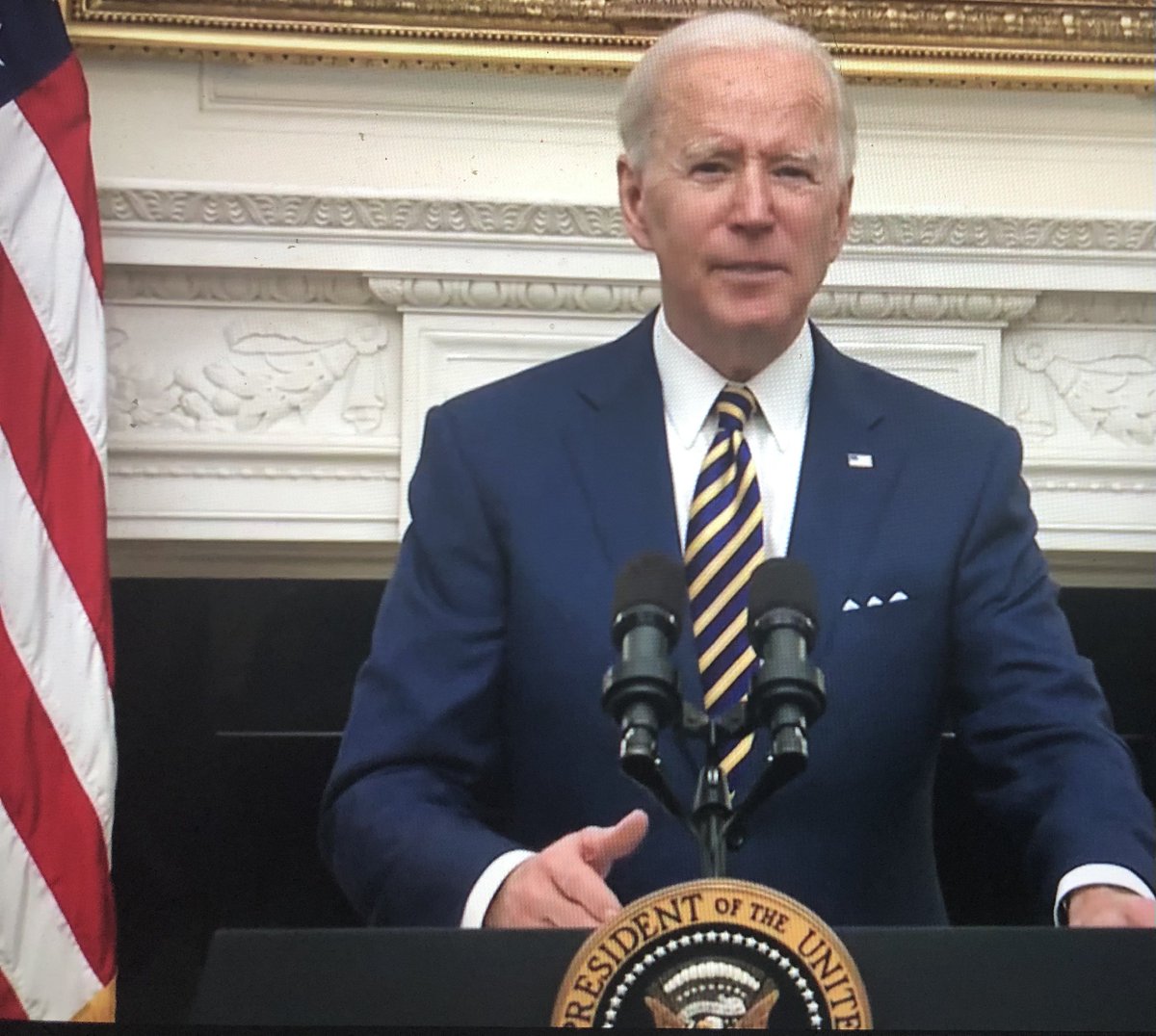 BeenewsdailyB's tweet image. Absolutely agree! #Buttie should never have been appointed to lead Transportation Dept because of his failure to lead in #Indiana. And you are correct— Buttie hired due to his sexual orientation and not qualifications!