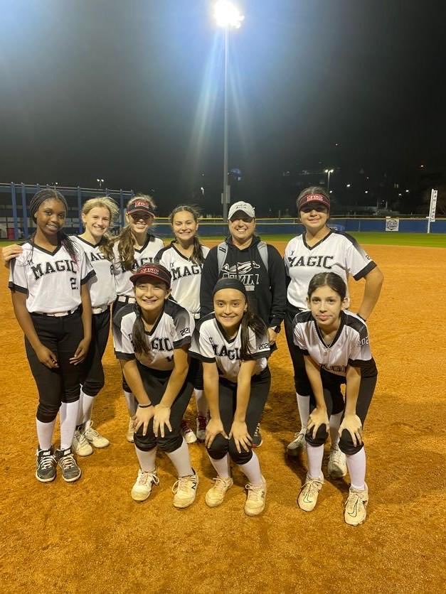 TxMagicRam's tweet image. Tx Magic Ram 14u was well represented at the Camp last night. First of many camps for these athletes. Thanks to ⁦⁦@USTCeltsSB⁩ ⁦@SanJacSoftball⁩ ⁦@Fins_Softball⁩ ⁦⁦@IverRobinson⁩ for a great camp at San Jac! #magicmade