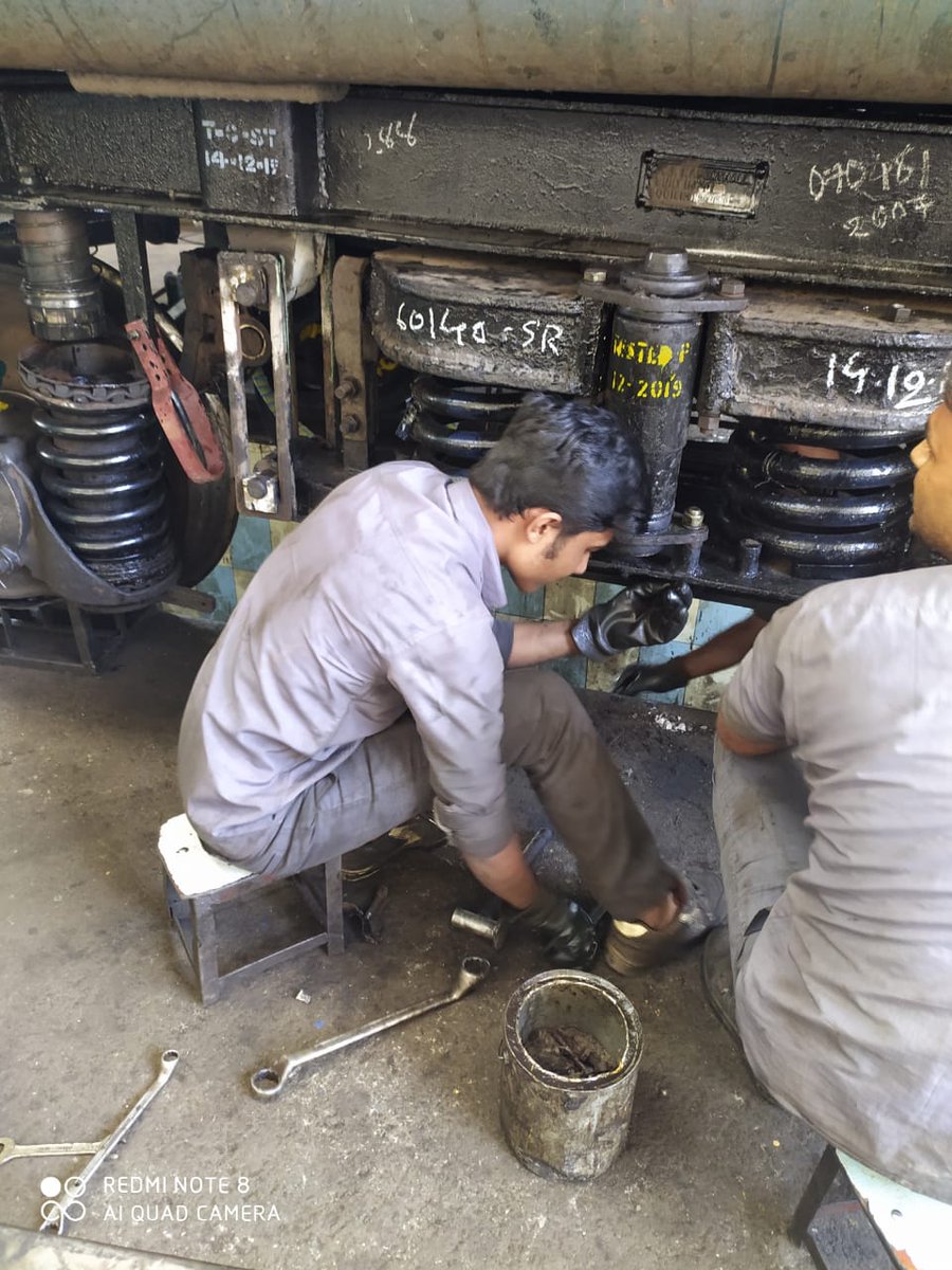 VidyaSa12389587's tweet photo. #Rail_Apprentice_Ko_Separate_Vacancy_Do
अप्रेंटिस को Railway मे सेफरेट Vacancy दो
जैसे Navyमे अप्रेंटिस और Railway मे Sports Quota को स्पेशल दिया जाता है
हम बेरोजगार अप्रेंटिस को भी Railway मे Special Vacancy दिया जाए
@RailMinIndia
@AshwiniVaishnaw
@PMOIndia
@narendramodi
@aajtak https://t.co/3Lxdgjojg6