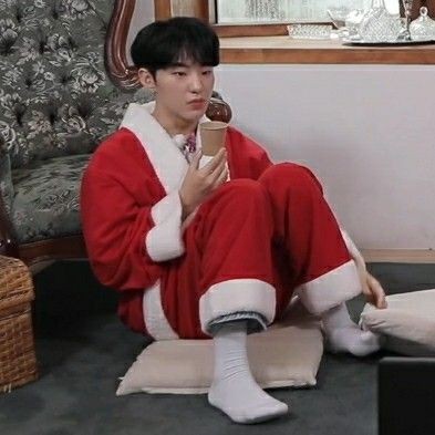 random hoshi (@randomho5hi) on Twitter photo 