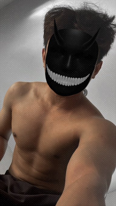 🕷️ jum&rsquo;at malam 💦 https://t.co/DhxNP8MIN4