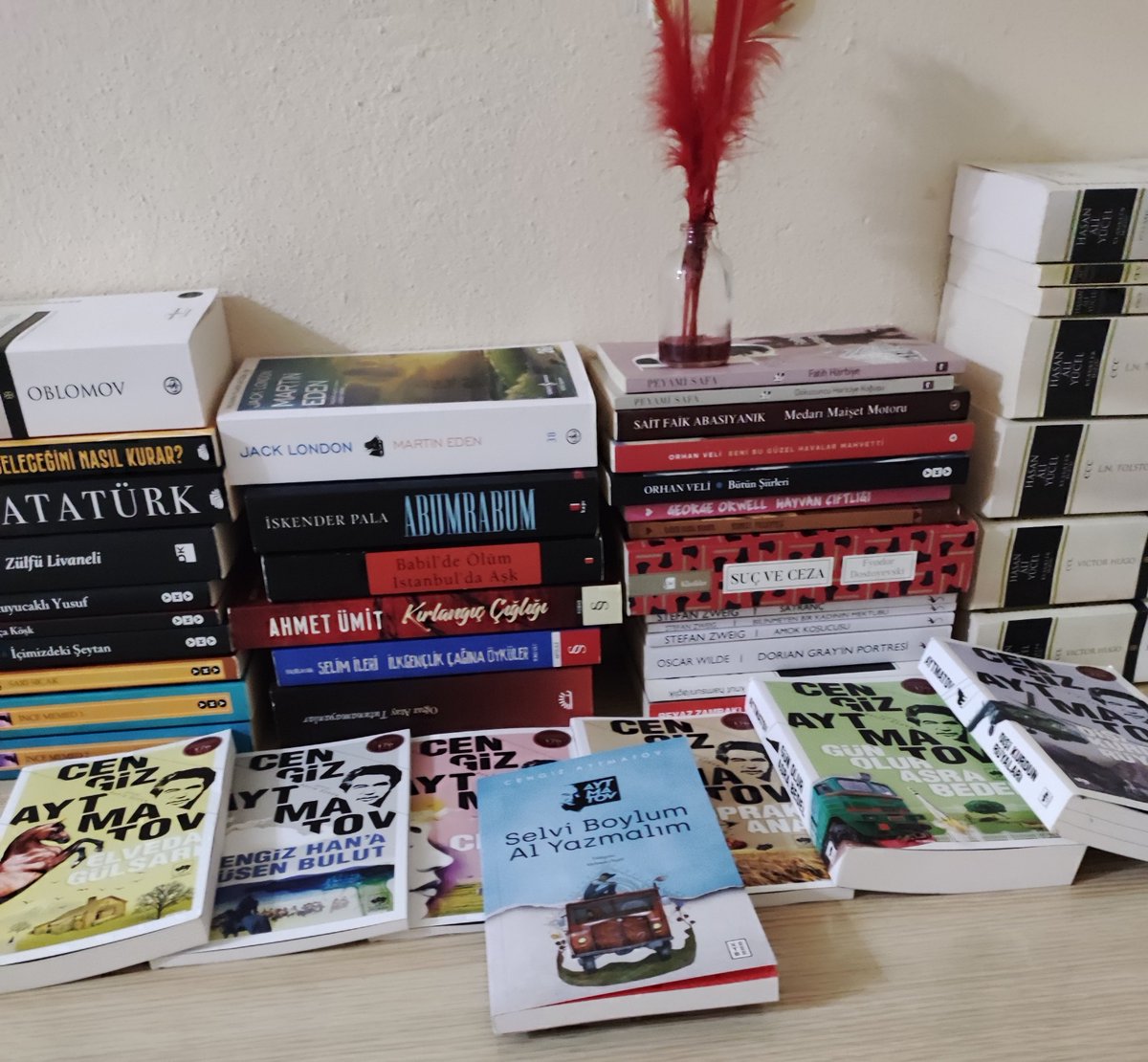 Başlayalım 😀🙏
#cengizaytmatov 
#benimokumam
#kitapseverlertakipleşiyor
#okudumbitti