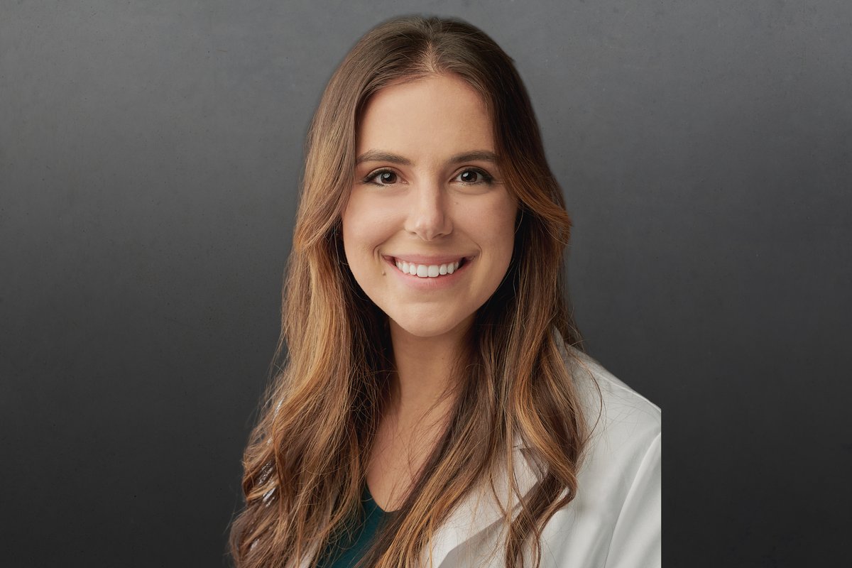General Surgery Resident Mallory Perez, M.D., recently received a position in the <a href="/theNCI/">National Cancer Institute</a> Collaborative Northwestern Surgical Oncology Research Training (CONSORT) program.

Congratulations, Dr. Perez! 

Read more:
go.uab.edu/3CILaqL
