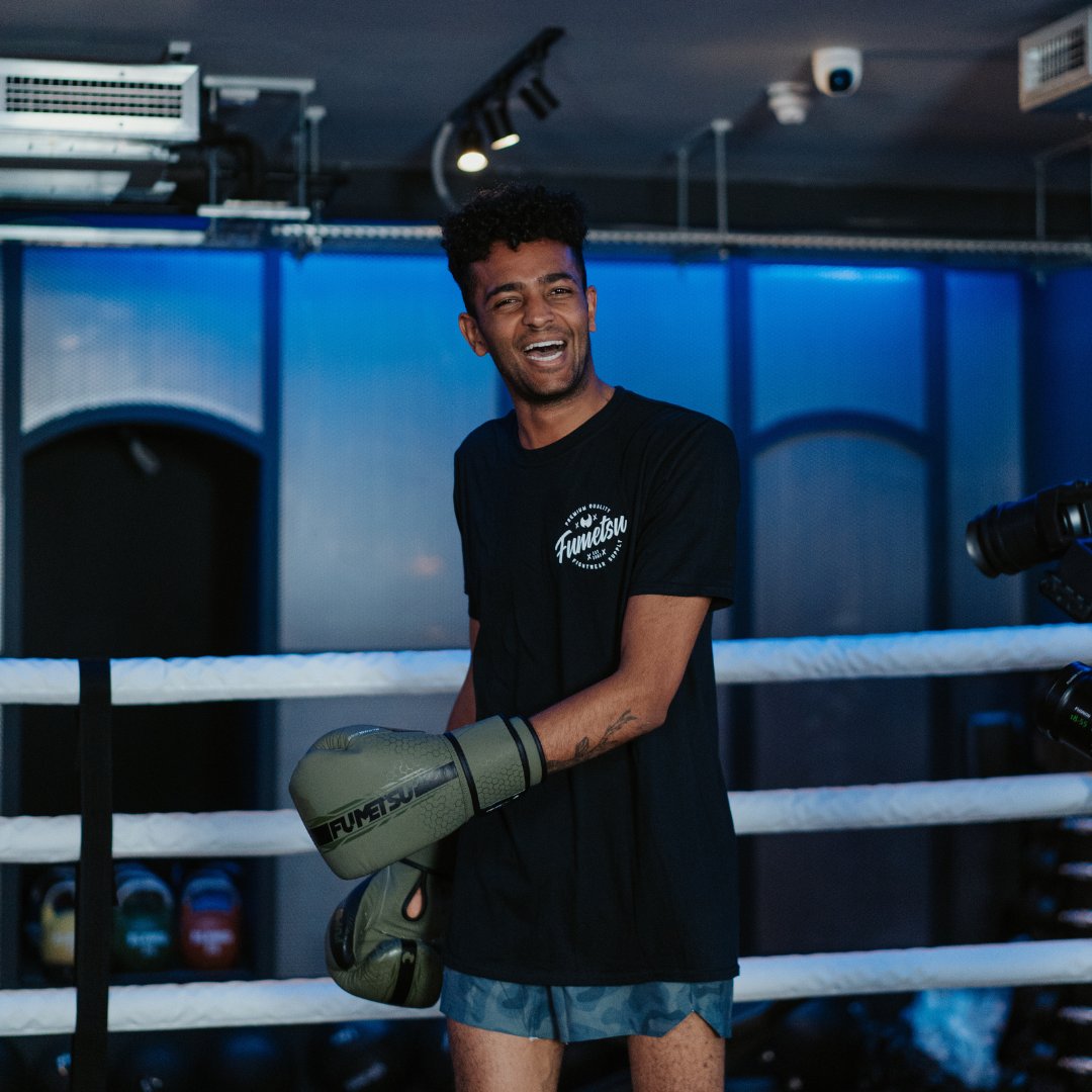 FumetsuCombat's tweet photo. Looking for new gloves? Check out our Fumetsu Alpha Pro range, currently on sale with 20% off 👀

Shop at https://t.co/Qc3CUiC6ff

#fumetsu #becomeunstoppable #boxinglife #boxingsparring #jiujitsu #alphapro https://t.co/xMsZJn1Mal