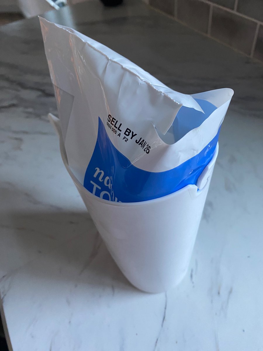 scottyro7's tweet photo. My wife is a @KwikTrip milk-in-a-bag rookie. #WhatDidTheBagDoToYou? https://t.co/5IvLn2WbVL
