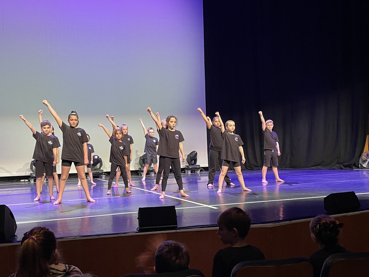 ⁦<a href="/BrynDeriPTA/">Bryn Deri PTA</a>⁩ ⁦<a href="/RubiconDance/">Rubicon Dance</a>⁩ ⁦<a href="/JSCDance/">JSC Dance</a>⁩ This is us! Ready to perform tonight ⁦<a href="/stdavidshall/">St David's Hall</a>⁩ #Schoolsdanceshowcase #Happy #Confident #ExpressiveArts