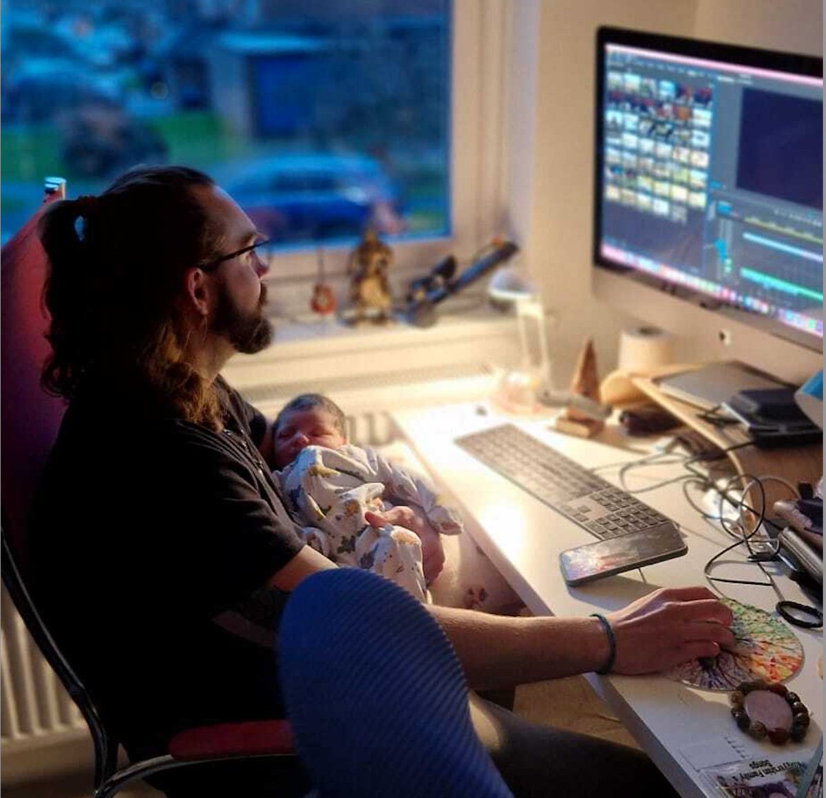 Cloud9MediaLDN's tweet photo. Got a new member on our team - and he's got a brand-new assistant!
Charlie joins us as an Editor & Producer, and he's being assisted by little Aluna, who's a recent arrival.
Congrats Charlie - and welcome, Aluna! ❤️
#teamwork #newteammember #newassistant #filmproduction https://t.co/4DuaLfQl0R