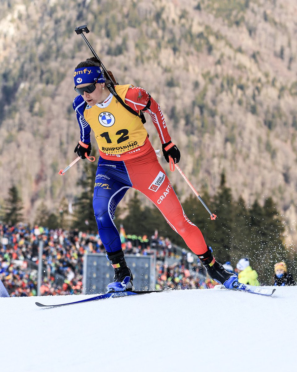 LE BONHEUR EN PARTAGE ! 🇫🇷
Premier podium individuel en Coupe du Monde pour Lou Jeanmonnot qui décroche une 2e place avec un tir parfait sur l'Individuel Dames de Ruhpolding ! 
Julia Simon complète le superbe tableau avec un 19/20.
#Biathlon 

📸 Nordic Focus l #RUH23