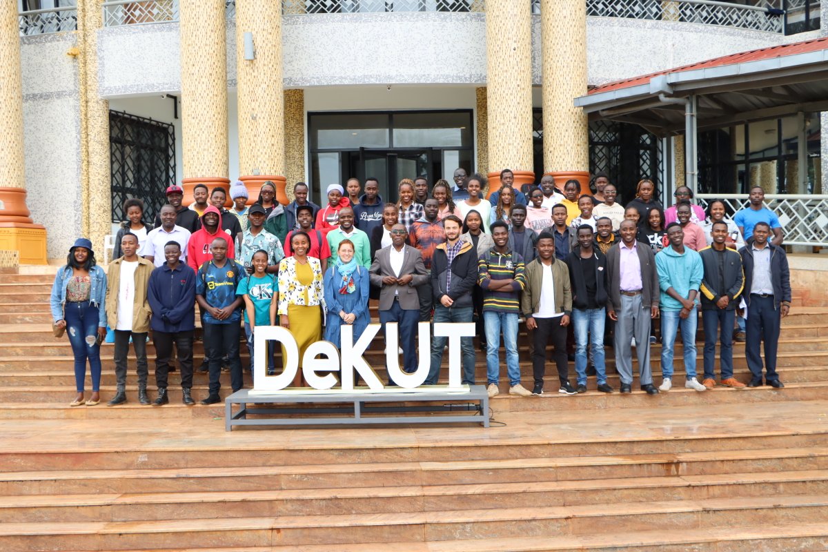 ChiamFosc's tweet photo. Happy New Year from our research team! Last November the representatives of Pilze-Nagy Ltd. from Hungary visited @DeKUTkenya to hold a lecture about mushroom farming and visit the chia plantation!  #chia #oystermushroom #foodsystem #climatesmart https://t.co/XPzb56TLq2